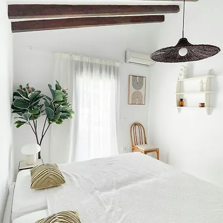 Renovated With Jacuzzi Near Casa vacanze Cómpeta